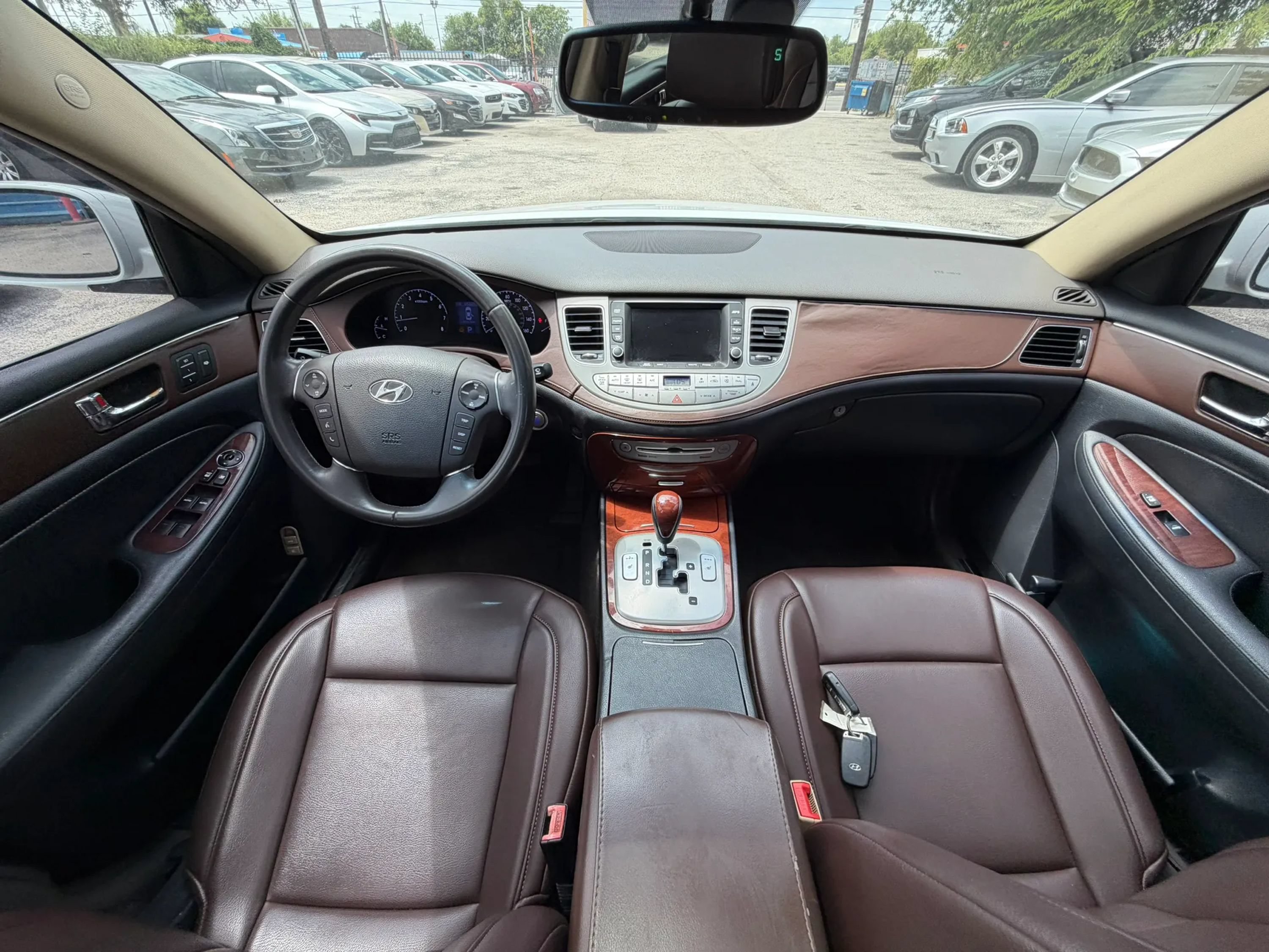 Used 2013 Hyundai Genesis 3.8 w/ Premium Pkg RWD image 14