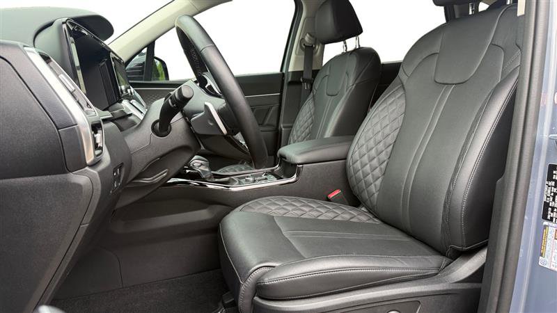 Used 2023 Kia Sorento SX AWD/4WD image 10