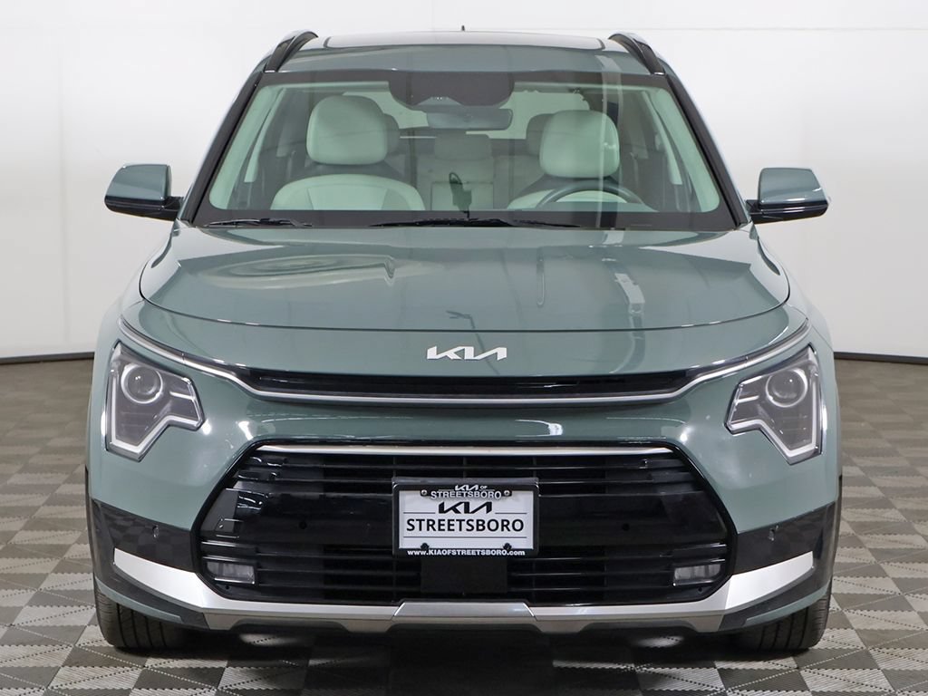 Used 2023 Kia Niro EX Touring FWD image 12