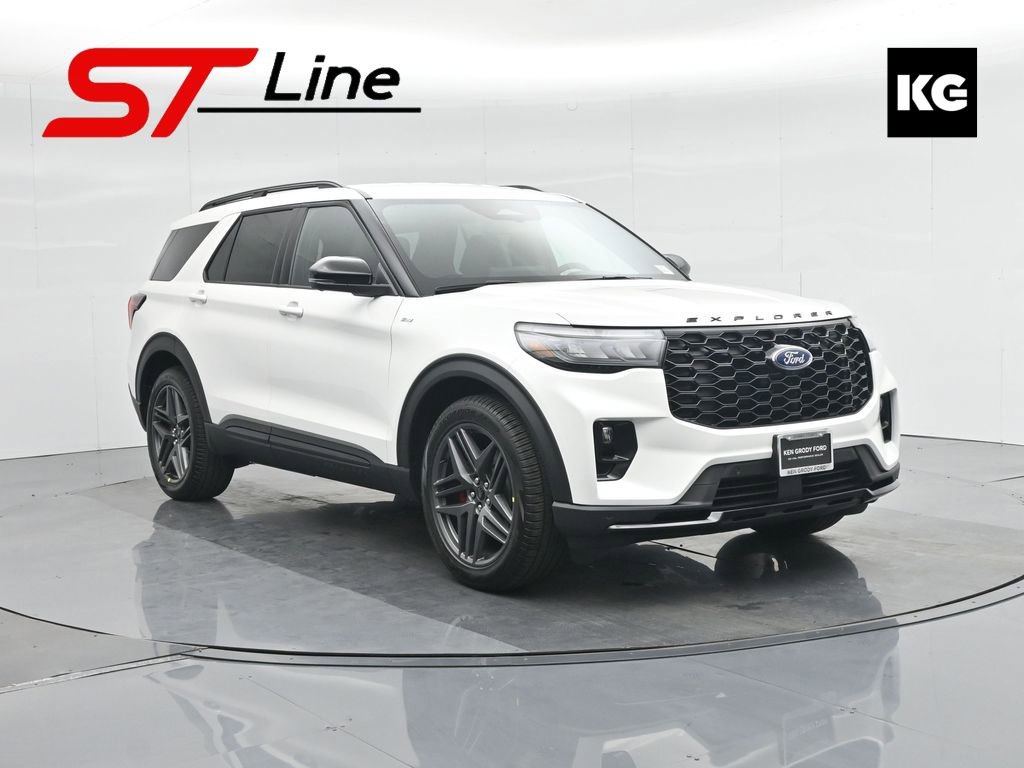 New 2025 Ford Explorer ST-Line w/ Premium Package