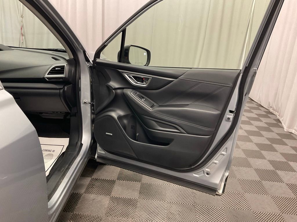 Used 2021 Subaru Forester Touring w/ Popular Package #2 image 32