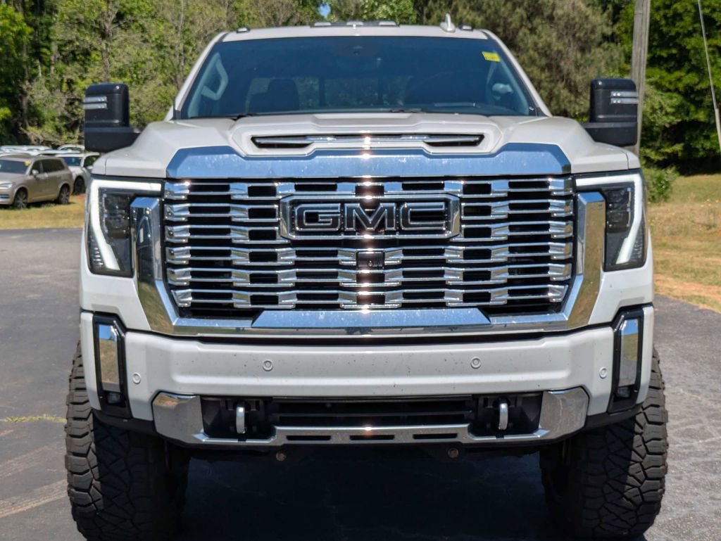 Used 2024 GMC Sierra 2500 Denali w/ Denali Reserve Package image 9