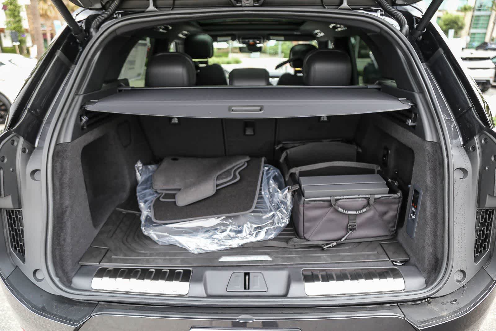 New 2026 Land Rover Range Rover Sport Dynamic SE AWD/4WD image 26