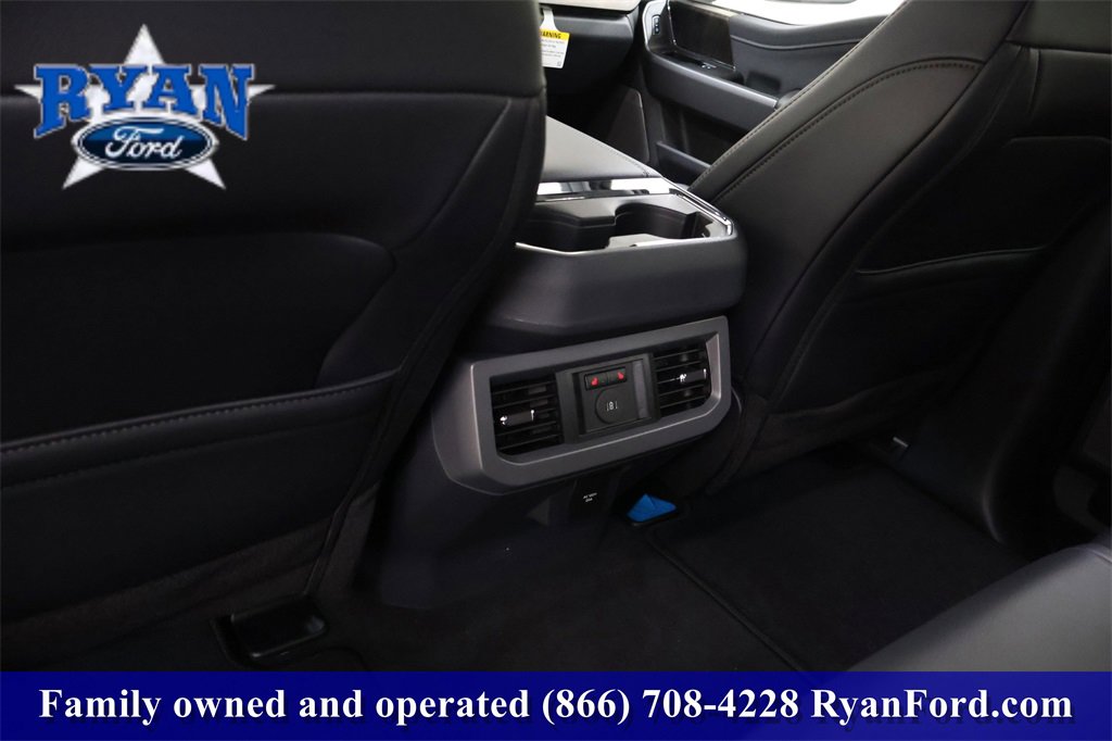 New 2026 Ford F250 Lariat w/ Tremor Off-Road Package image 14