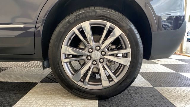 Used 2025 Cadillac XT5 Premium Luxury image 10