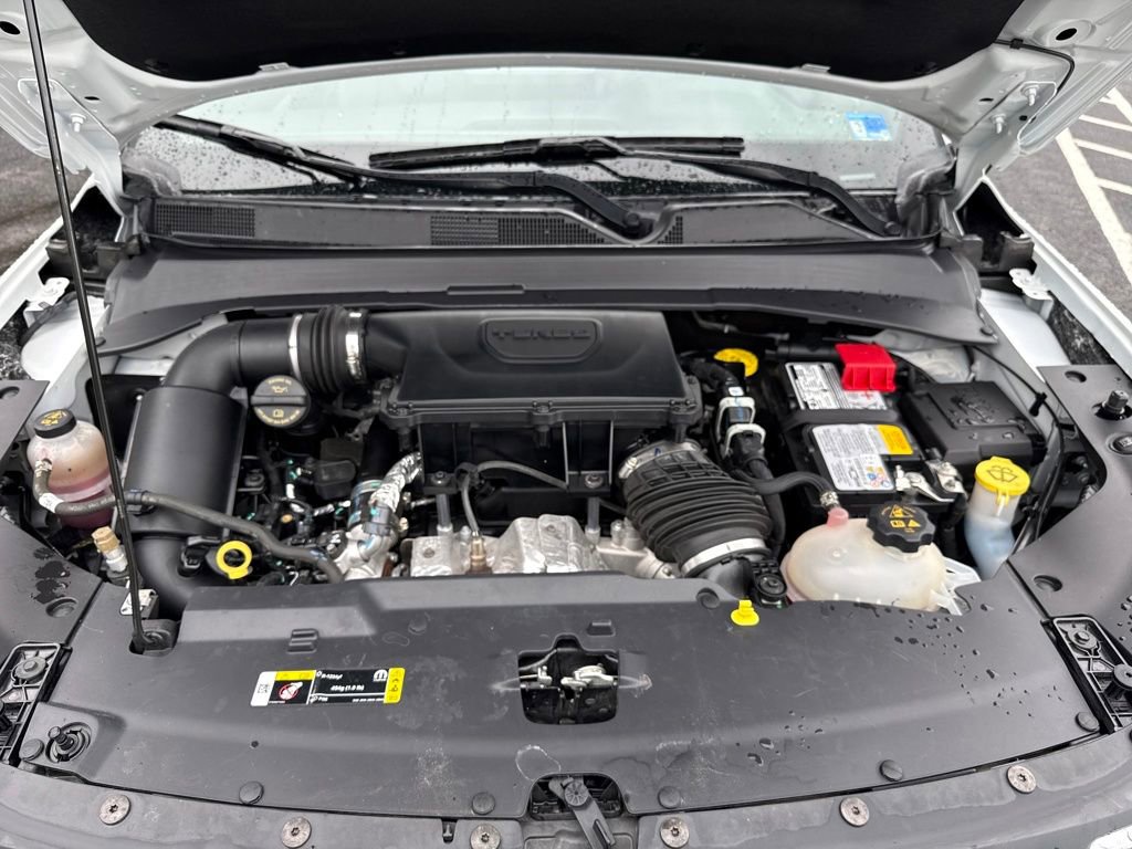 Used 2024 Jeep Compass Latitude image 16