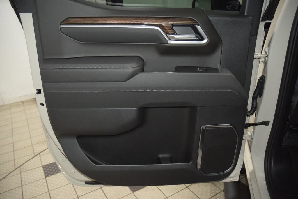 New 2026 Chevrolet Silverado 1500 RST w/ RST Select Package AWD/4WD image 47