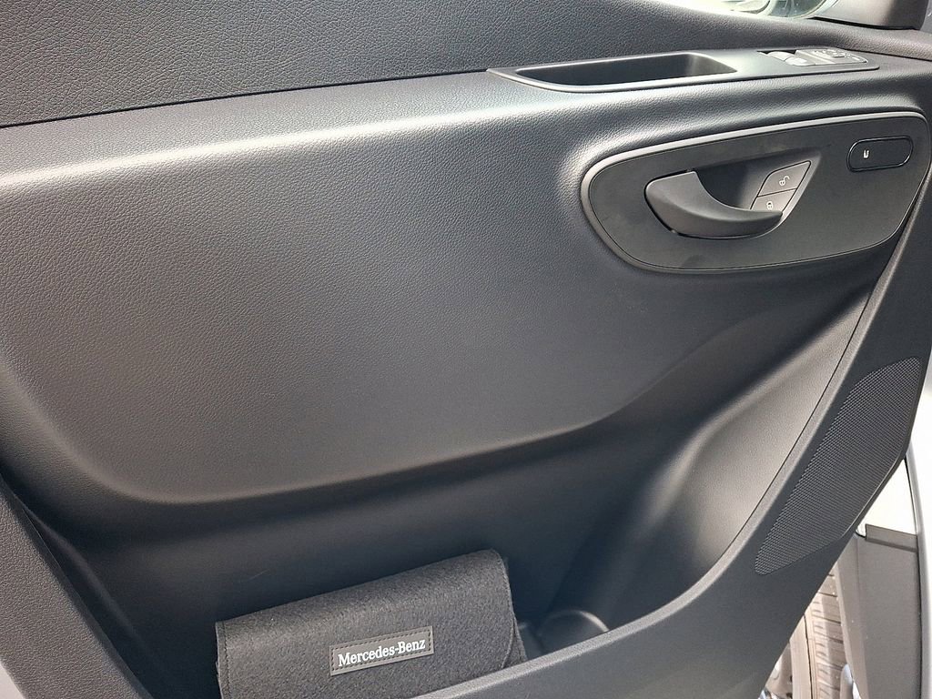 New 2025 Mercedes-Benz Sprinter 2500 image 10