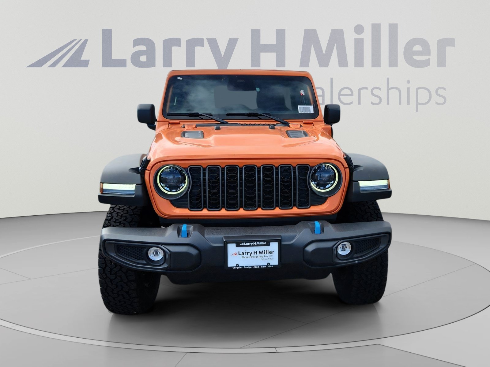 New 2025 Jeep Wrangler Unlimited Rubicon 4xe w/ Convenience Group AWD/4WD image 9