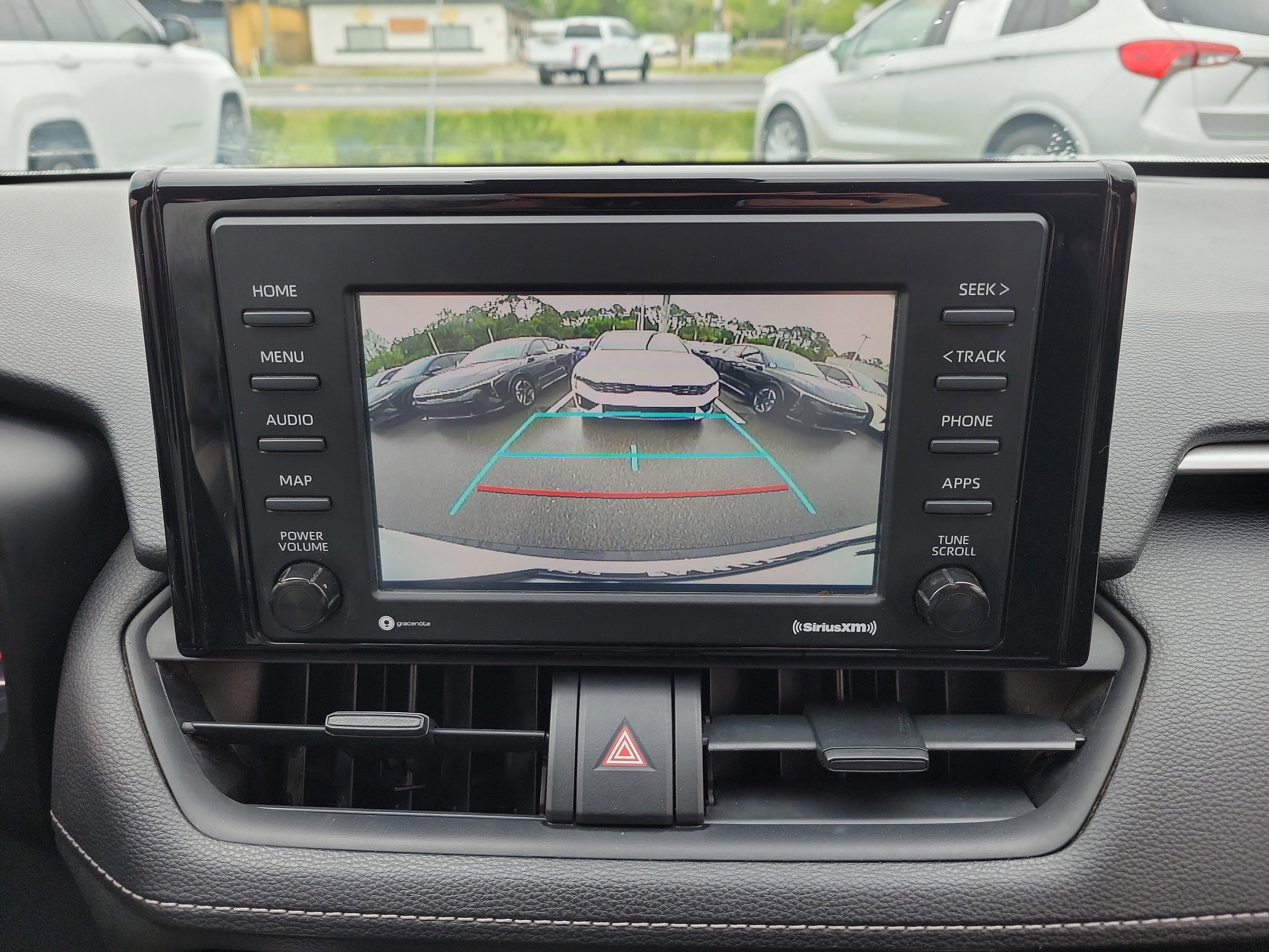 Used 2021 Toyota RAV4 LE image 32