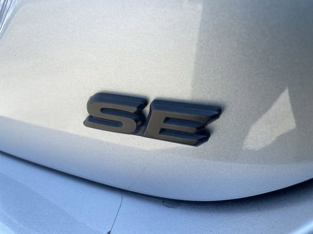Used 2022 Toyota Camry SE image 29
