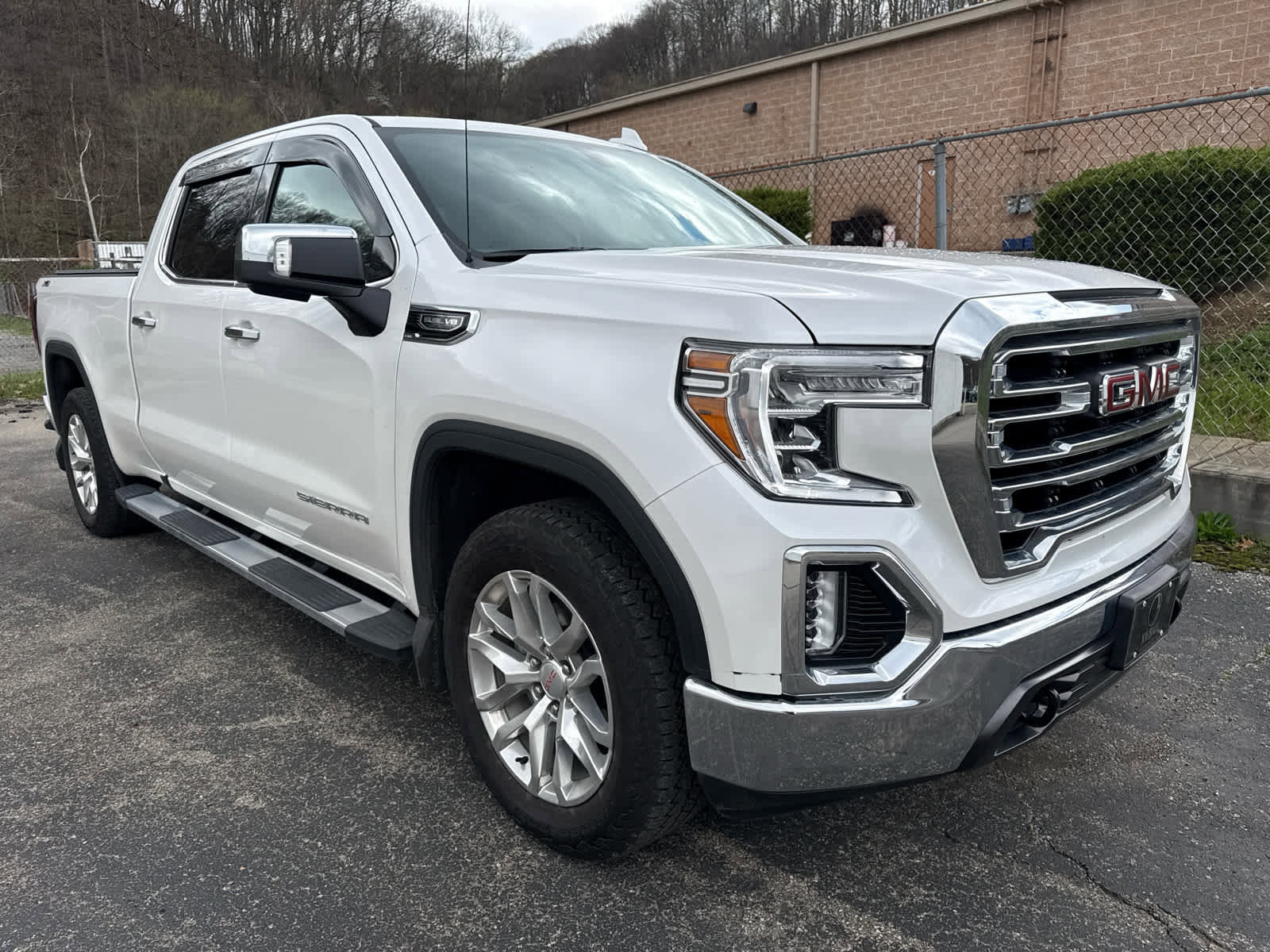 Used 2021 GMC Sierra 1500 SLT image 10