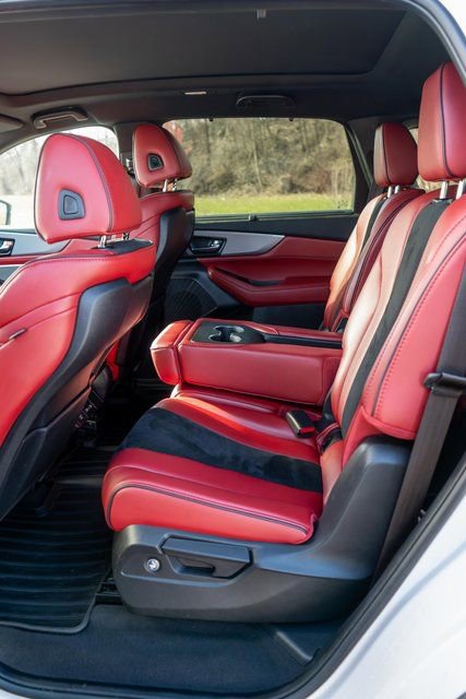 Used 2022 Acura MDX A-Spec image 14