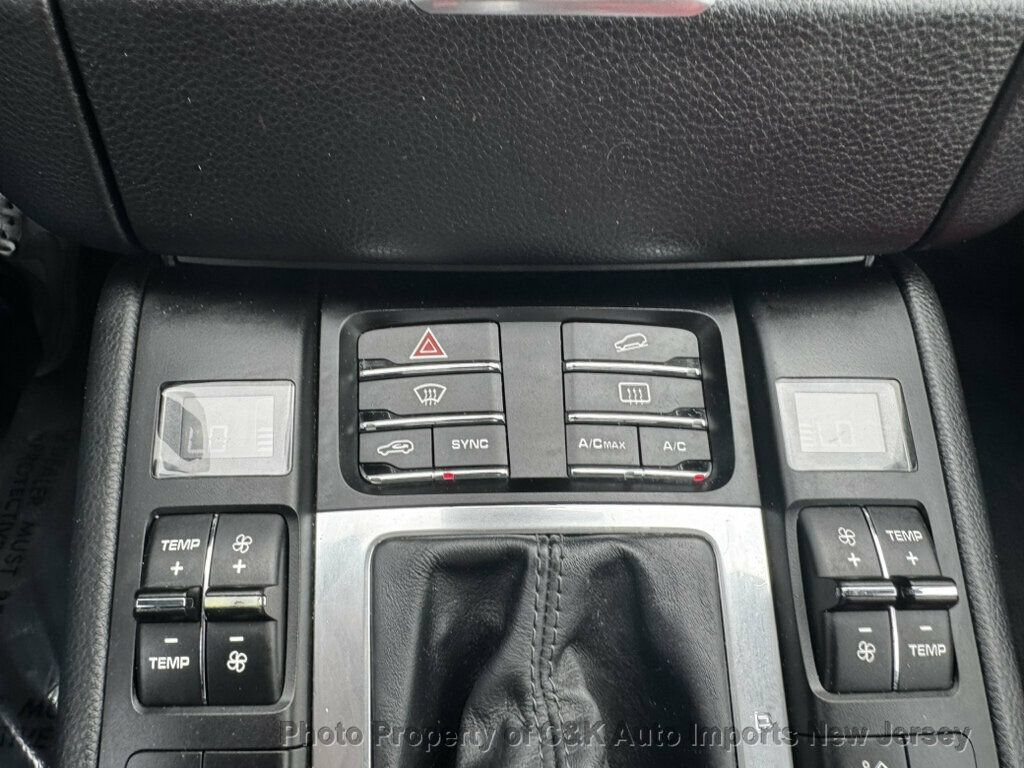 Used 2017 Porsche Macan AWD/4WD image 31