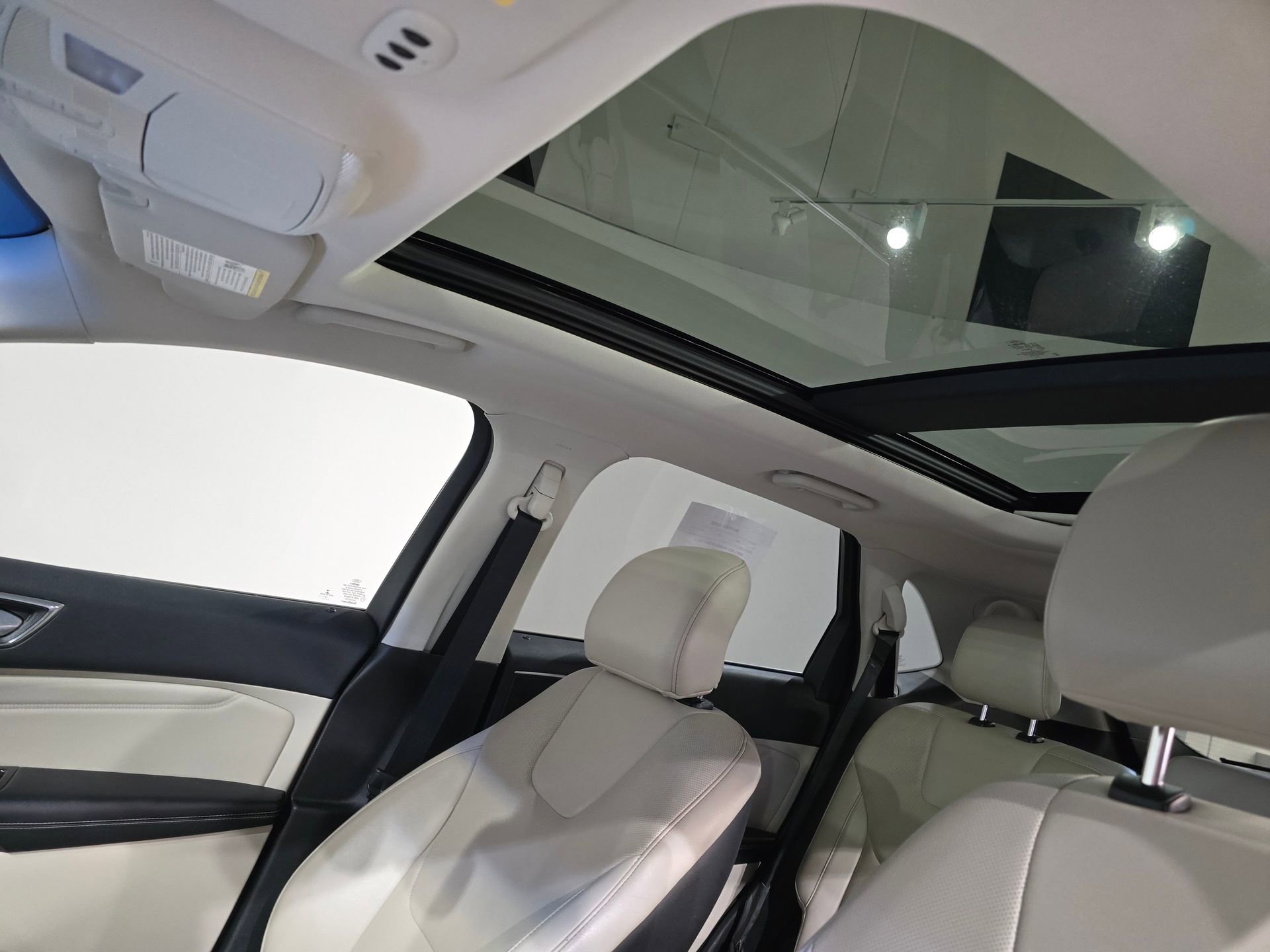 Used 2016 Ford Edge Titanium w/ Equipment Group 302A image 35