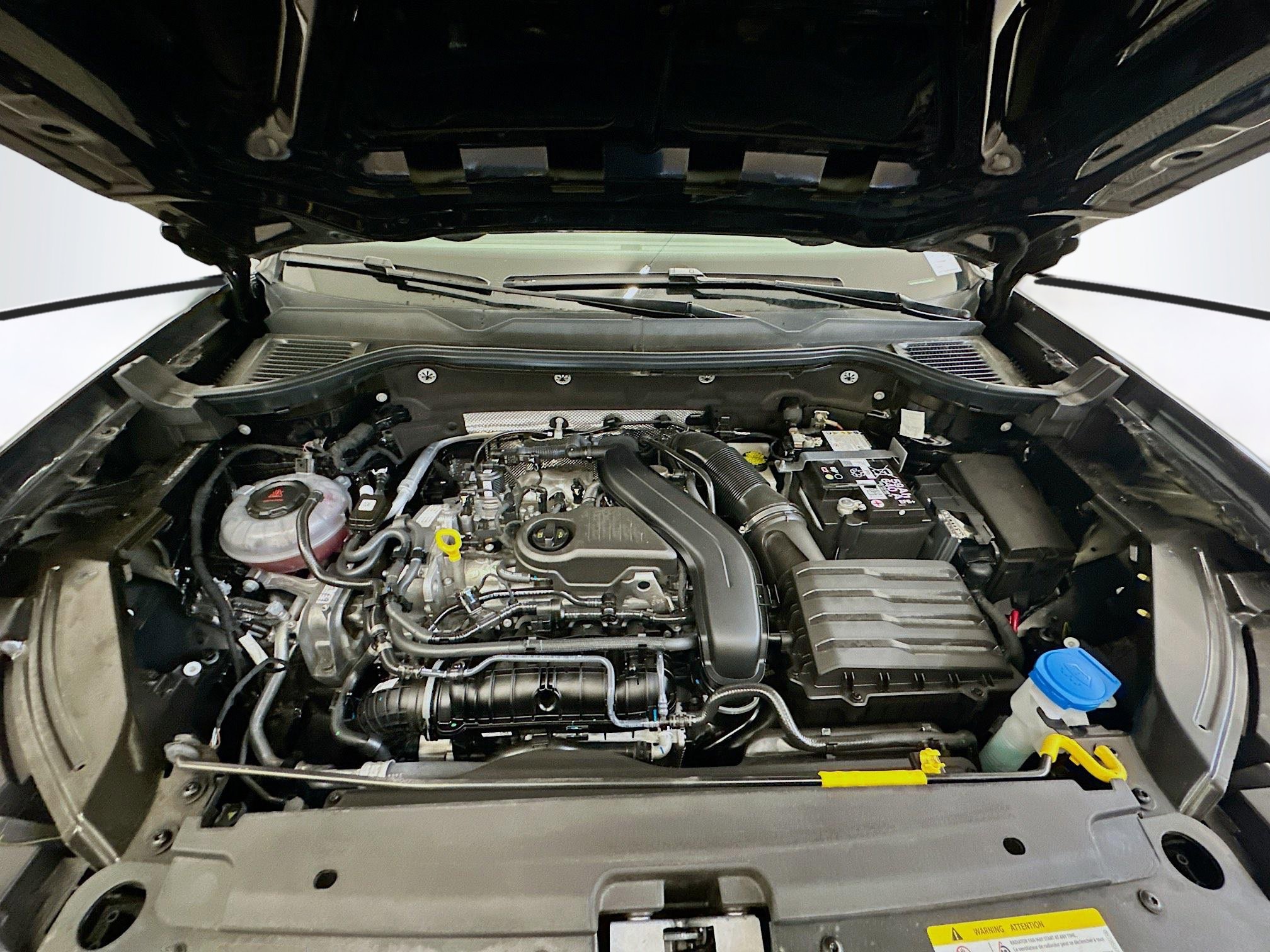 Used 2024 Volkswagen Taos SE w/ Panoramic Sunroof Package image 35