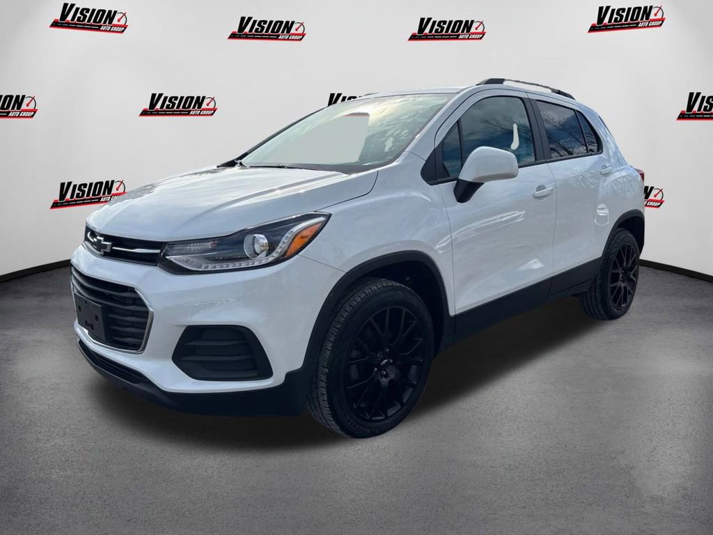 Used 2021 Chevrolet Trax LT w/ Sport Edition image 1