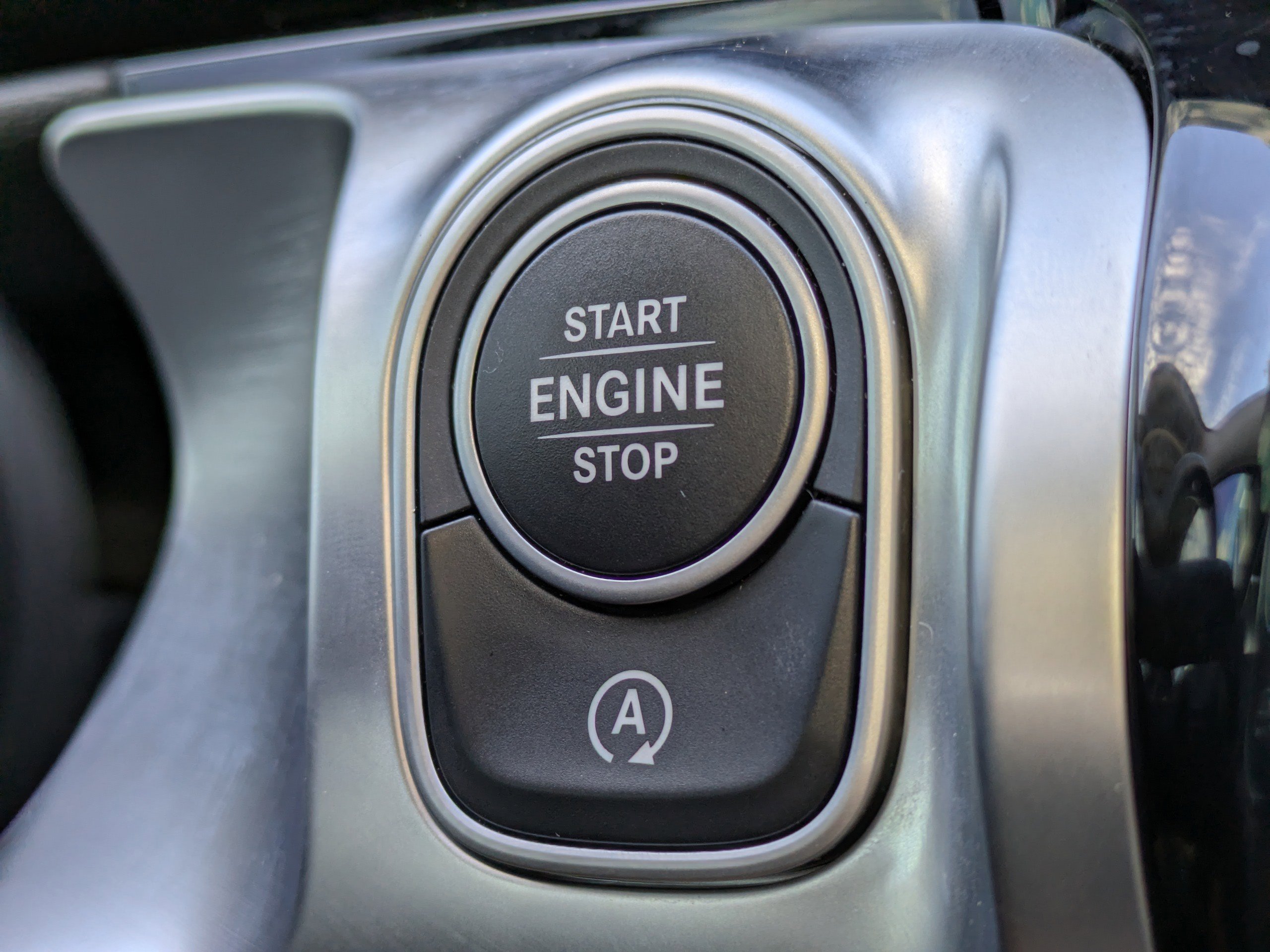 Used 2023 Mercedes-Benz GLB 250 image 32