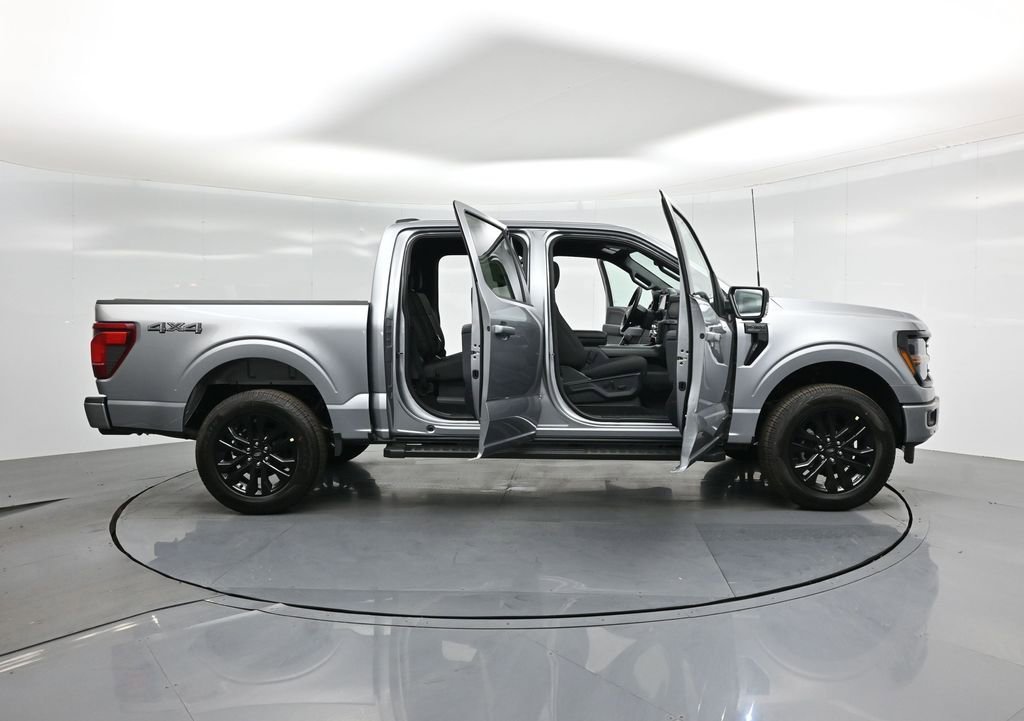 New 2025 Ford F150 XLT w/ Equipment Group 302A MID image 4