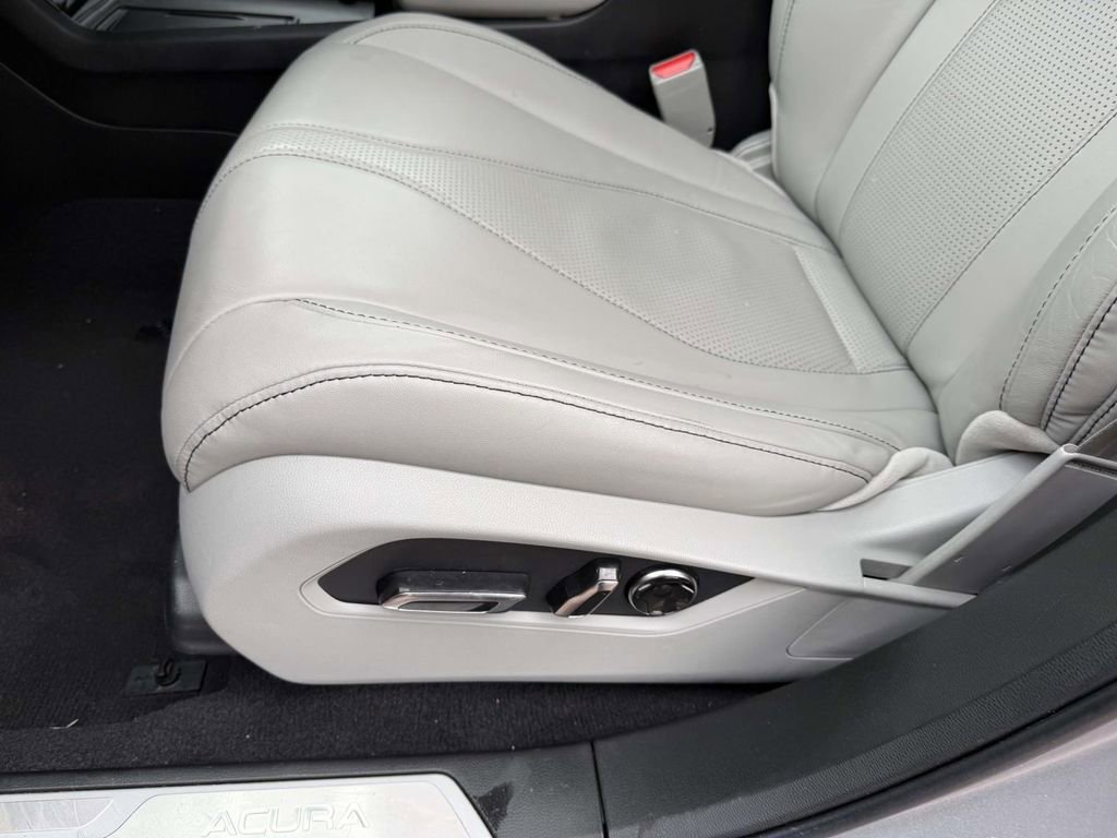Certified 2023 Acura RDX w/ Technology Package image 14