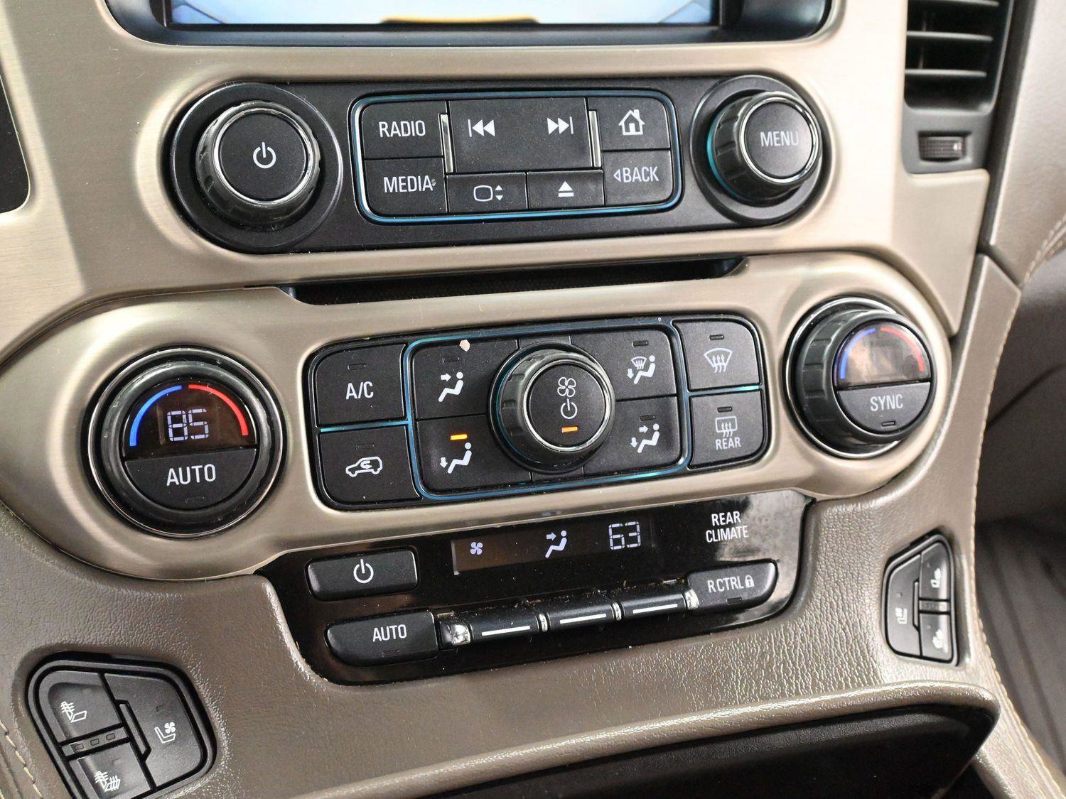 Used 2019 GMC Yukon XL Denali w/ Denali Ultimate Package AWD/4WD image 22