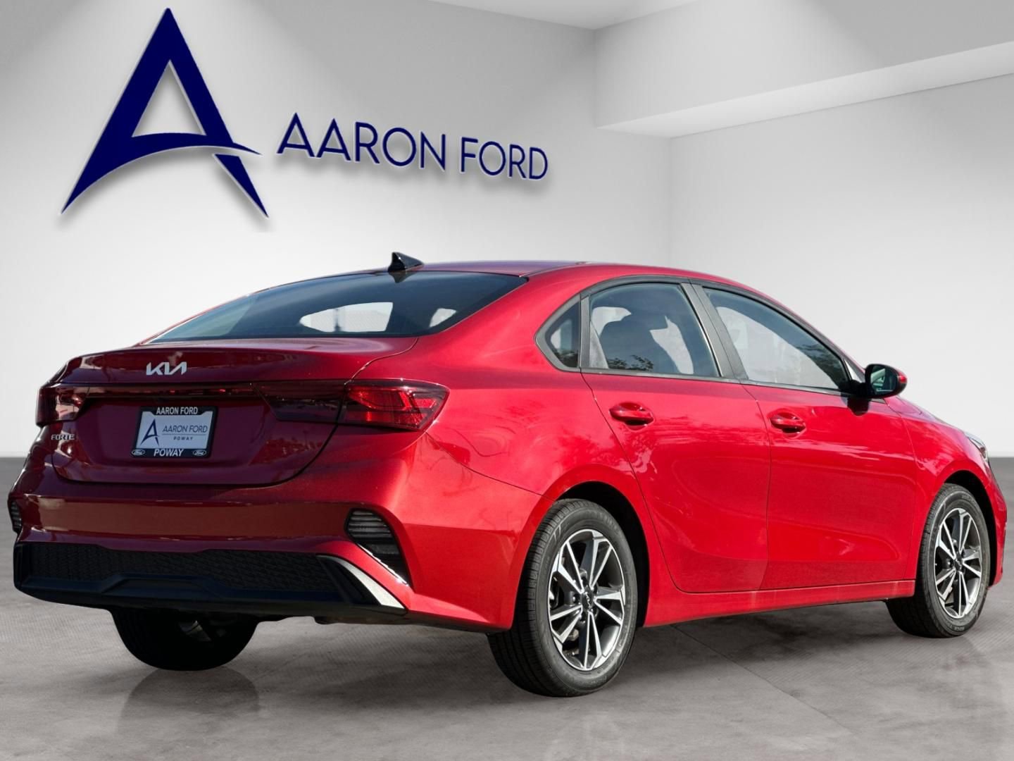 Used 2023 Kia Forte LXS image 5