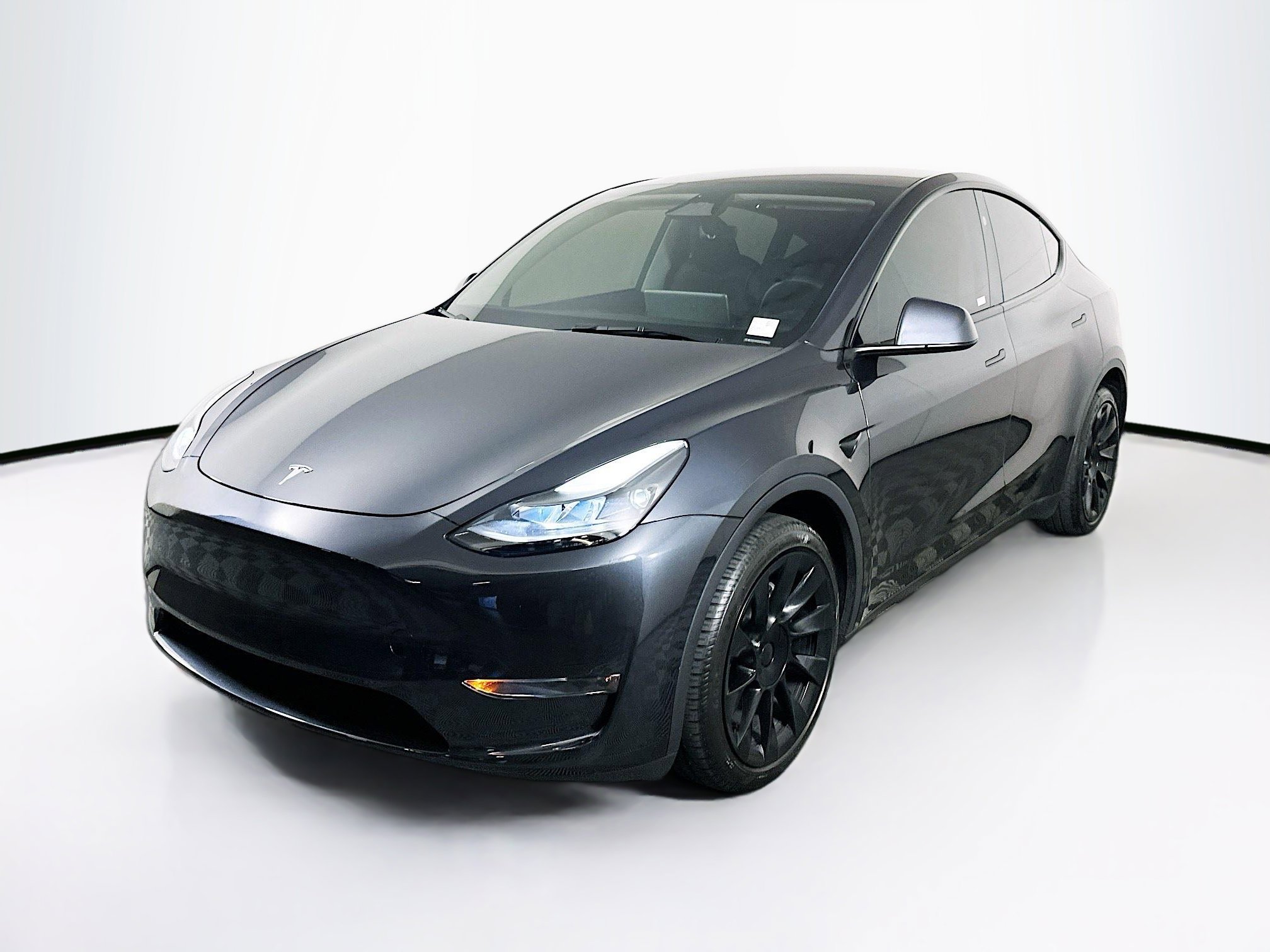 Used 2024 Tesla Model Y Long Range image 3