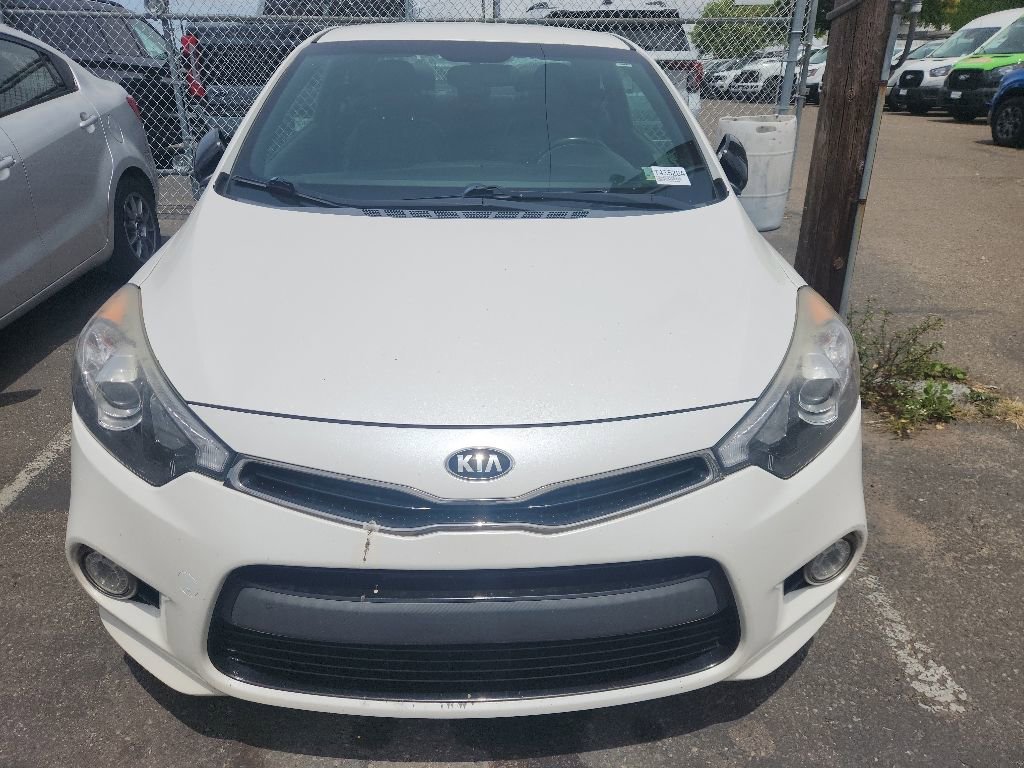 Used 2016 Kia Forte Koup SX FWD image 2