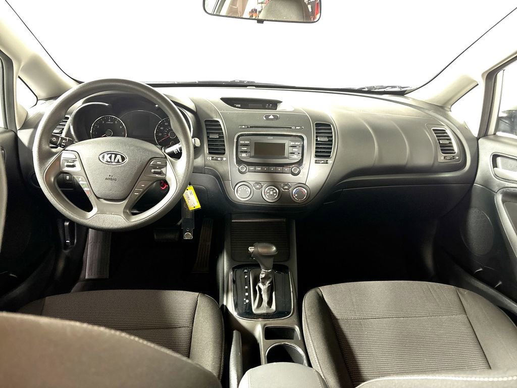Used 2018 Kia Forte LX FWD image 12