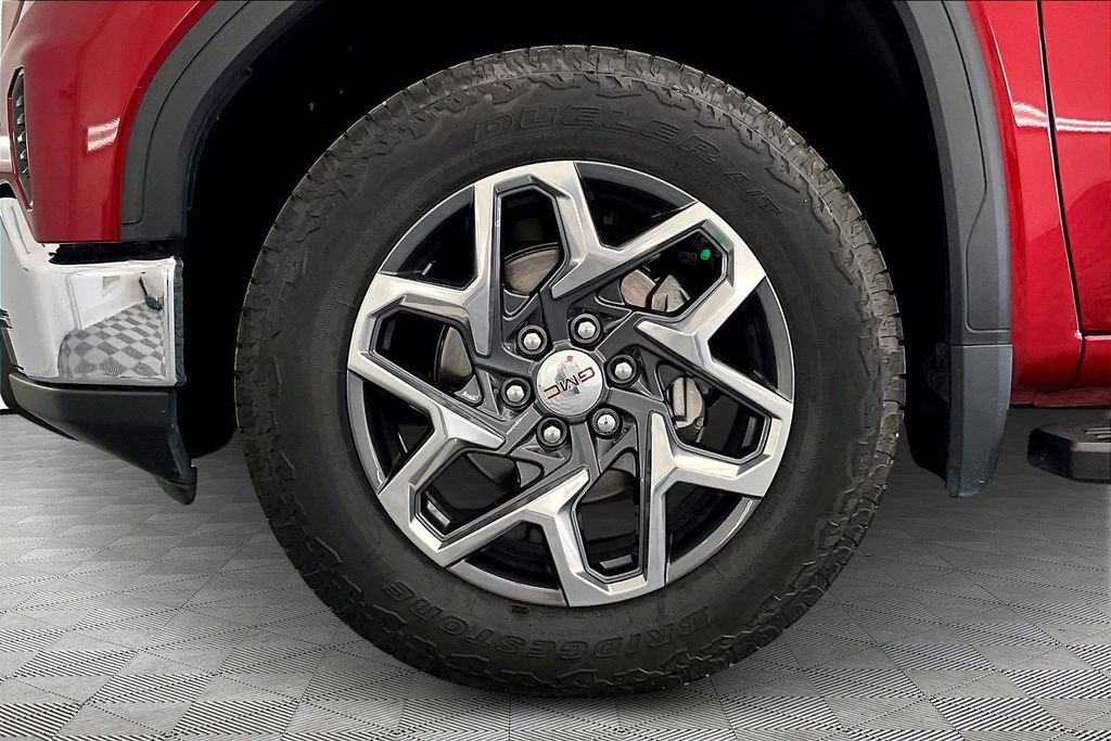 Used 2023 GMC Sierra 1500 SLT w/ SLT Premium Plus Package image 9