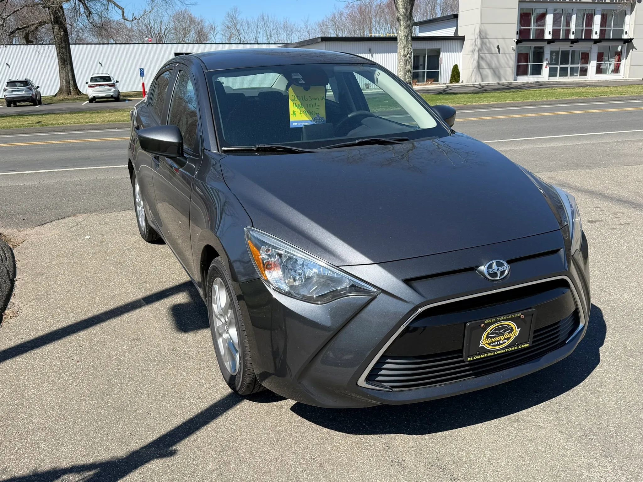 Used 2016 Scion iA image 3