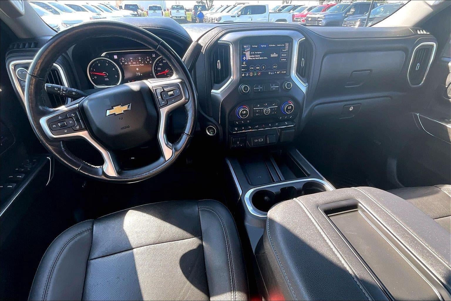 Used 2021 Chevrolet Silverado 2500 LTZ w/ LTZ Premium Package AWD/4WD image 16