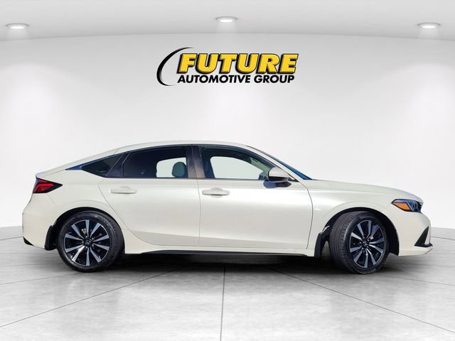 Used 2024 Honda Civic EX-L image 3