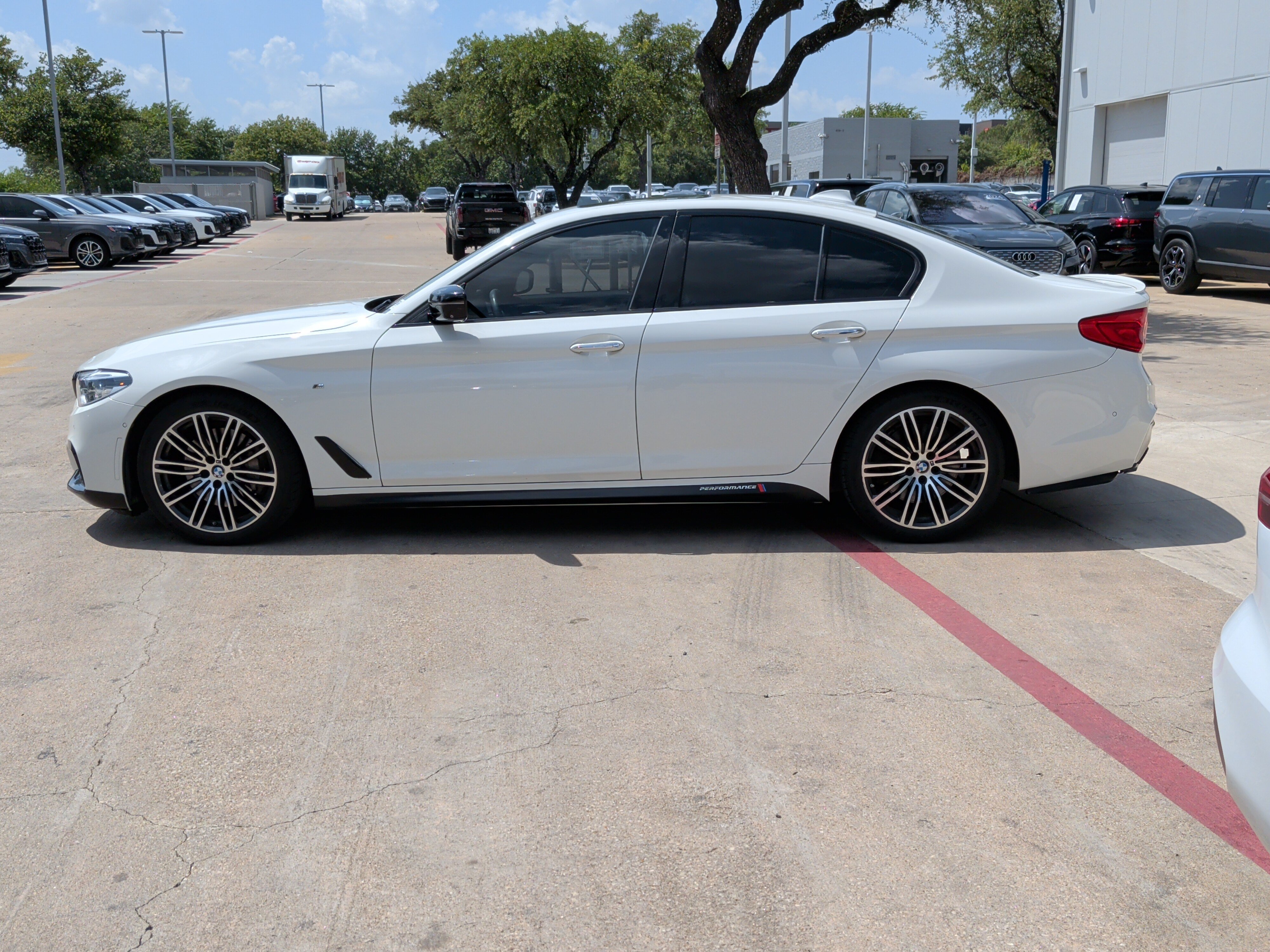 Used 2017 BMW 540i RWD image 7