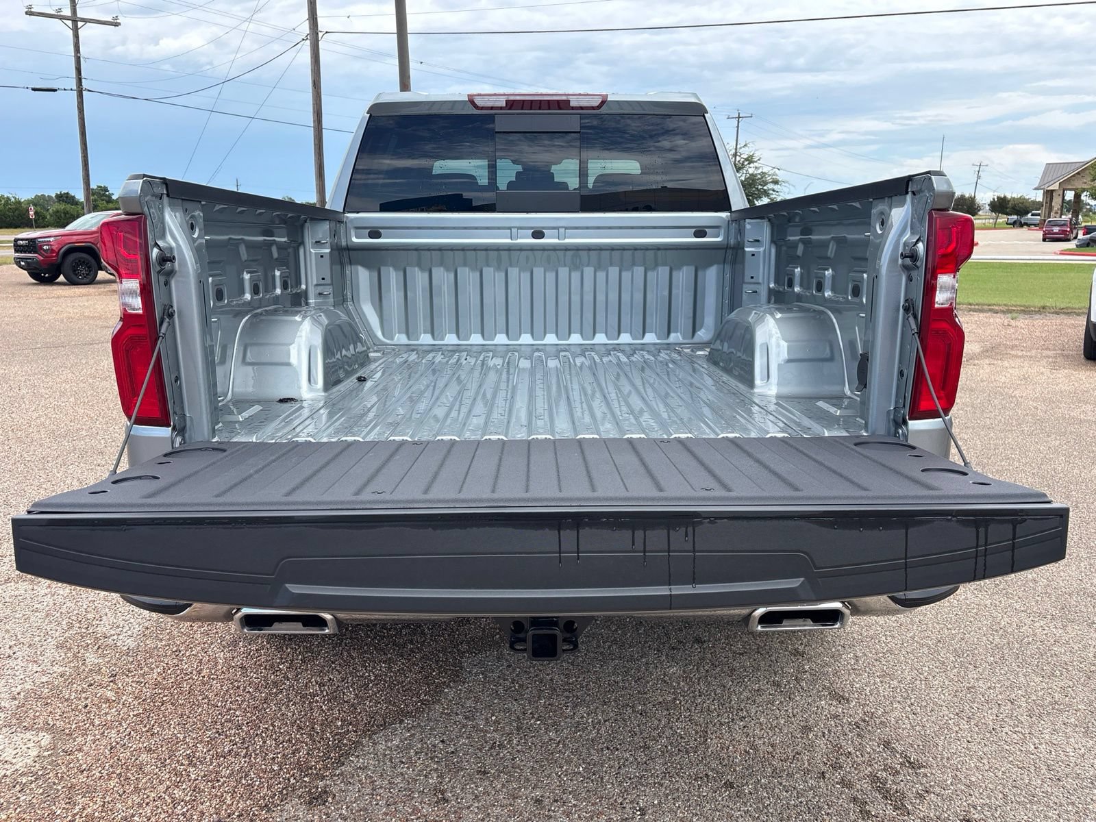 New 2026 Chevrolet Silverado 1500 LTZ w/ LTZ Premium Texas Edition AWD/4WD image 31
