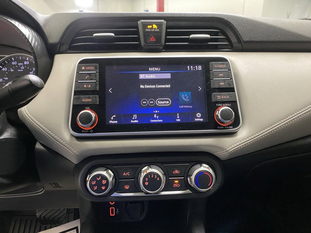 Used 2020 Nissan Versa SV w/ Trunk Package image 36