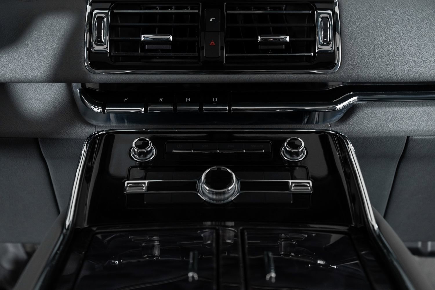 Used 2021 Lincoln Navigator L Reserve AWD/4WD image 37