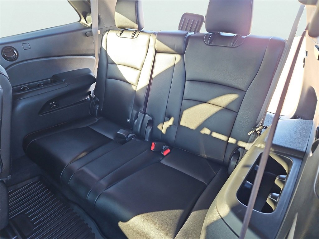 Certified 2021 Honda Pilot Black Edition image 39