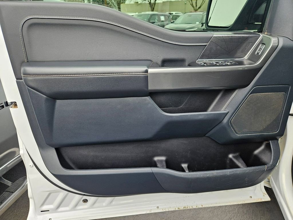 Used 2022 Ford F150 XLT w/ Equipment Group 302A High image 10