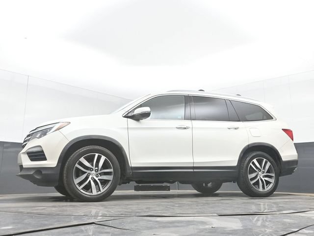 Used 2016 Honda Pilot Touring image 39