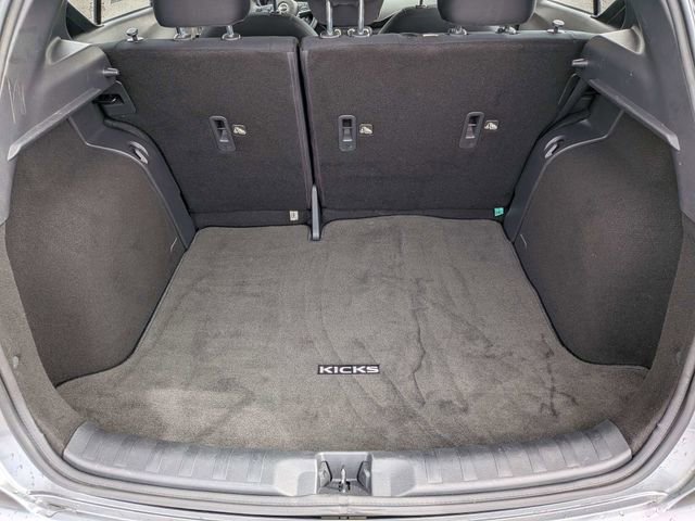 Used 2023 Nissan Kicks SV image 6