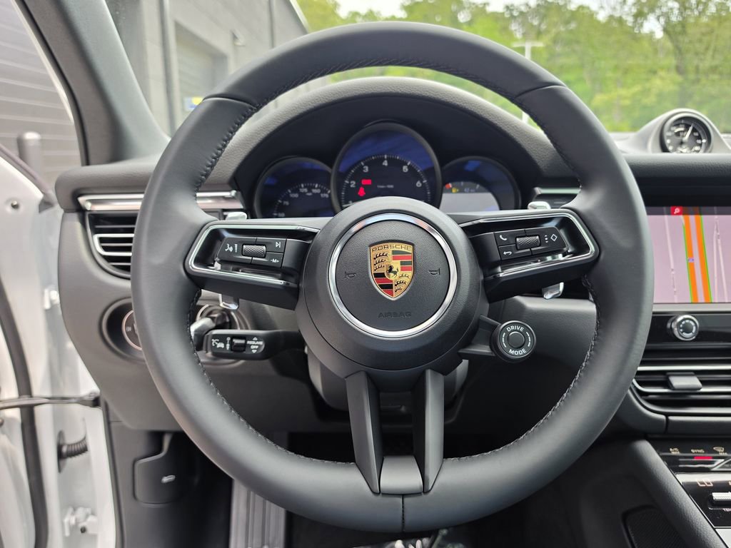 New 2026 Porsche Macan AWD/4WD image 27