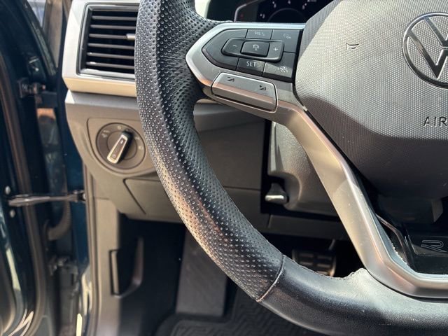 Used 2022 Volkswagen Atlas Cross Sport SEL Premium R-Line image 22