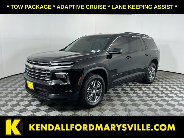 Used 2025 Chevrolet Traverse LT FWD image 1