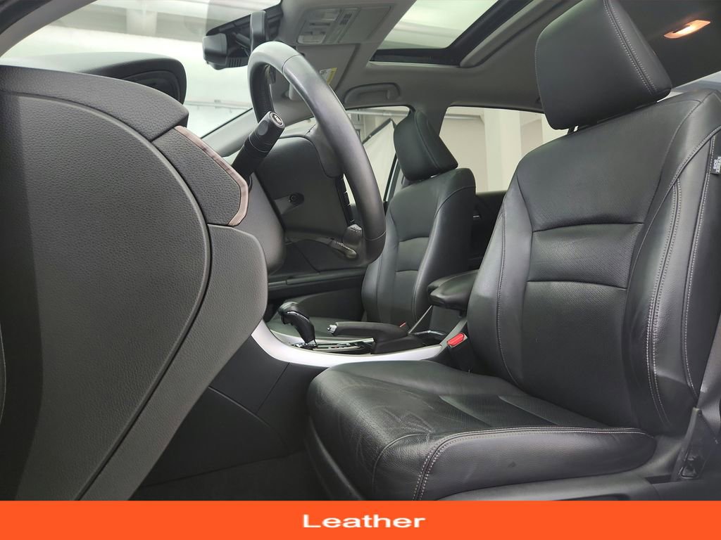 Used 2017 Honda Accord Touring image 11