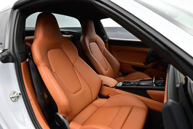 Certified 2026 Porsche 911 Targa 4 GTS AWD/4WD image 14