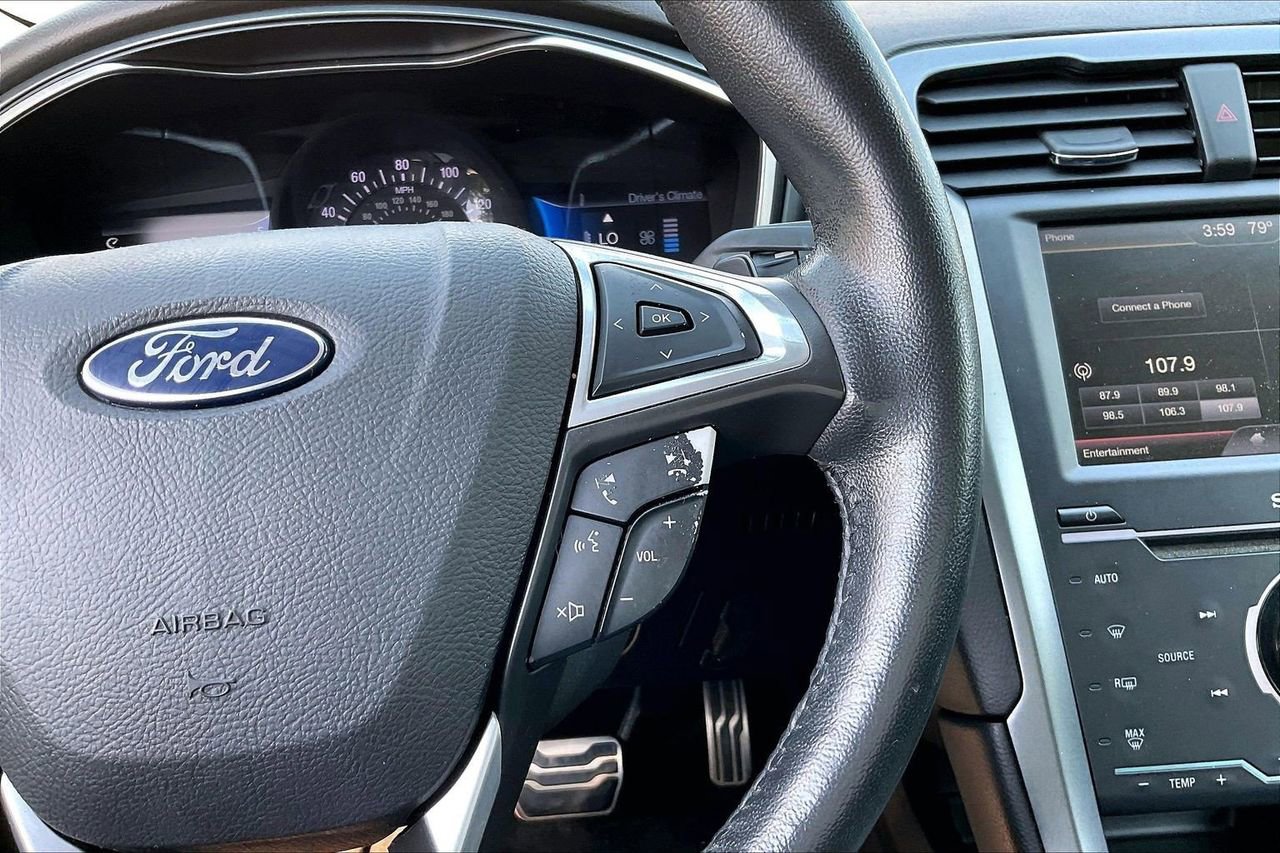 Used 2014 Ford Fusion Titanium FWD image 30