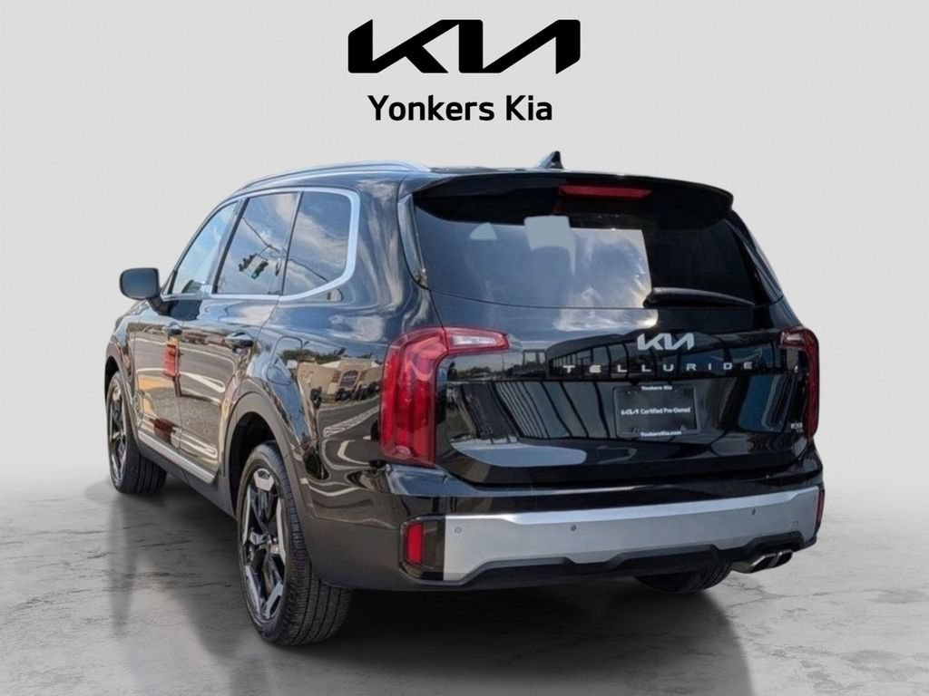Certified 2024 Kia Telluride S w/ S Sunroof Package AWD/4WD image 11
