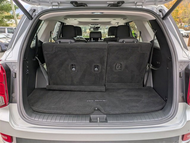 Certified 2022 Hyundai Palisade SEL w/ 8P Bench Seat Package image 34