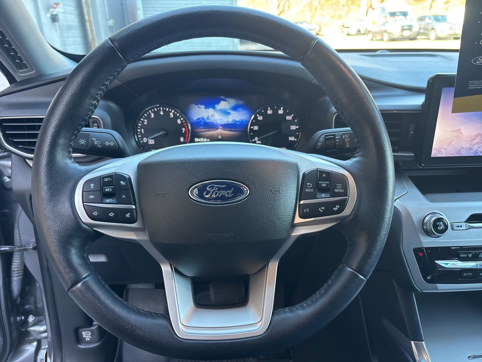 Certified 2022 Ford Explorer XLT w/ Equipment Group 202A image 20